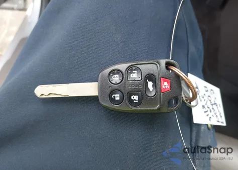 2013 Honda Odyssey Touring/Touring Elite from USA, damaged, VIN 5FNRL5H95DB064878